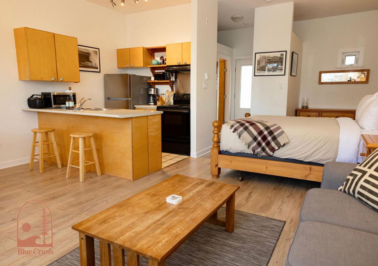 Wave Haven Waterfront Condo Hotel Tofino Buitenkant foto